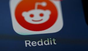 Reddit App Logo Cyber Breach Feb 2023